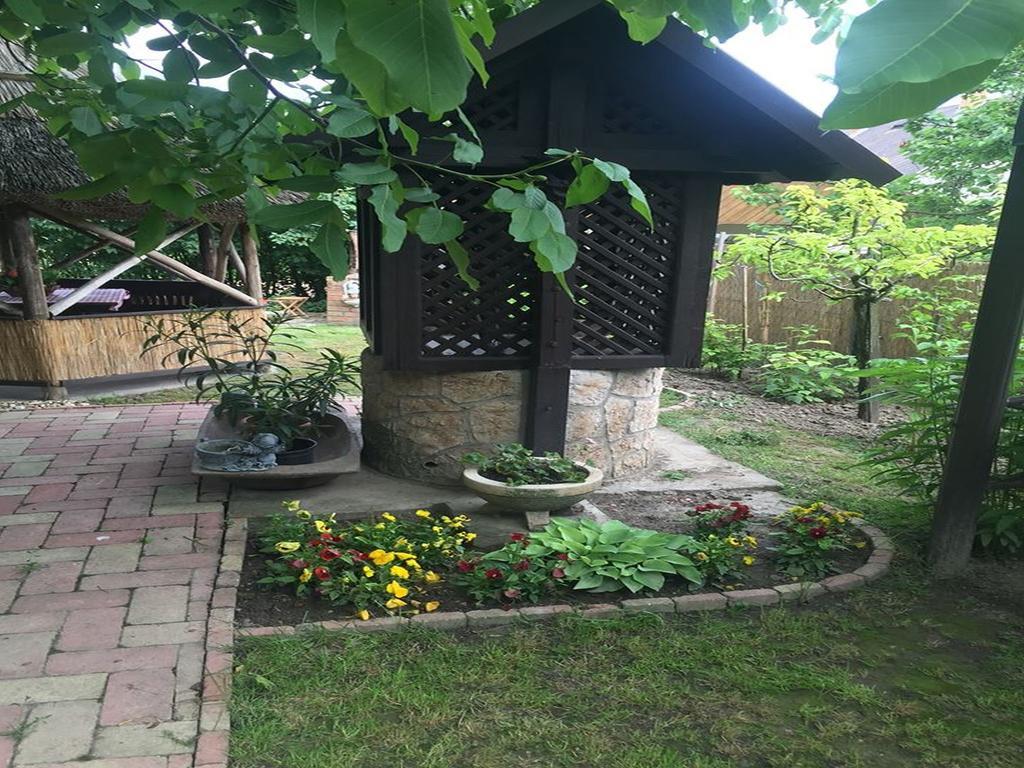 Natura Vendeghaz Pazmand Экстерьер фото