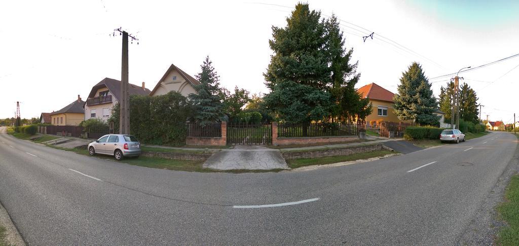 Natura Vendeghaz Pazmand Экстерьер фото
